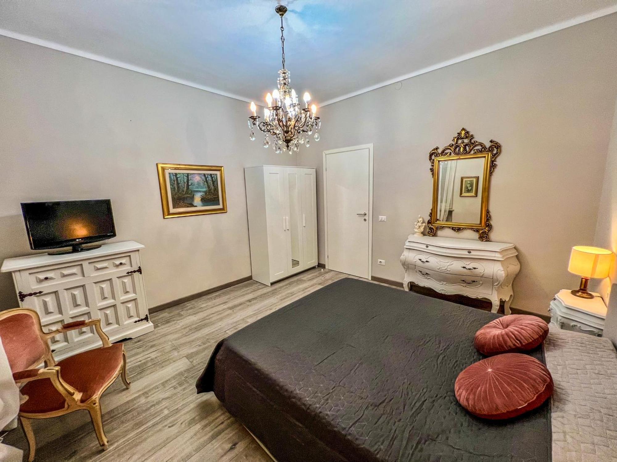 Апартаменти La Casa Bianca Верчеллі Екстер'єр фото